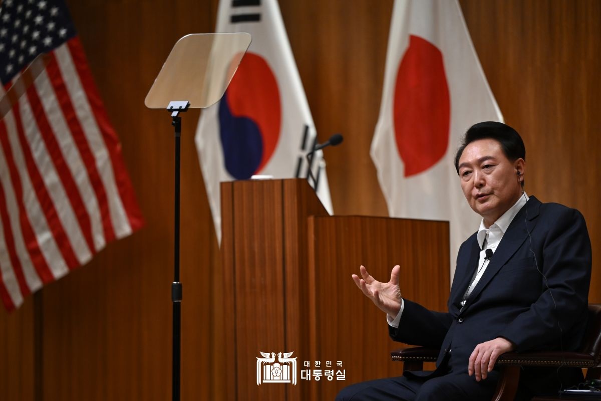 "한미일 3국이 연대와 의지로 열어갈 새 시대에 미래의 혁신가인 여러분이 마음껏 도전하고 성장하길"